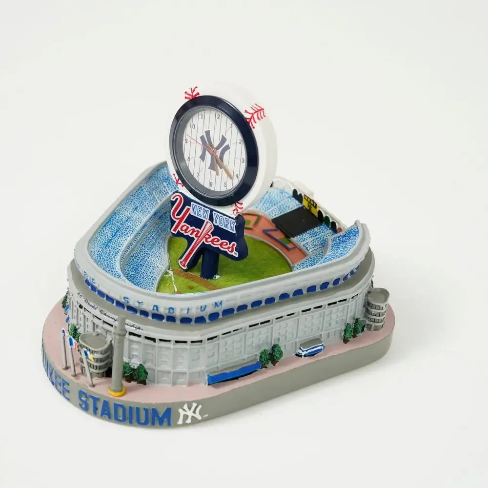 Yankee Stadium Legends Clock by Forever – Needs Battery - Picture 3 of 8